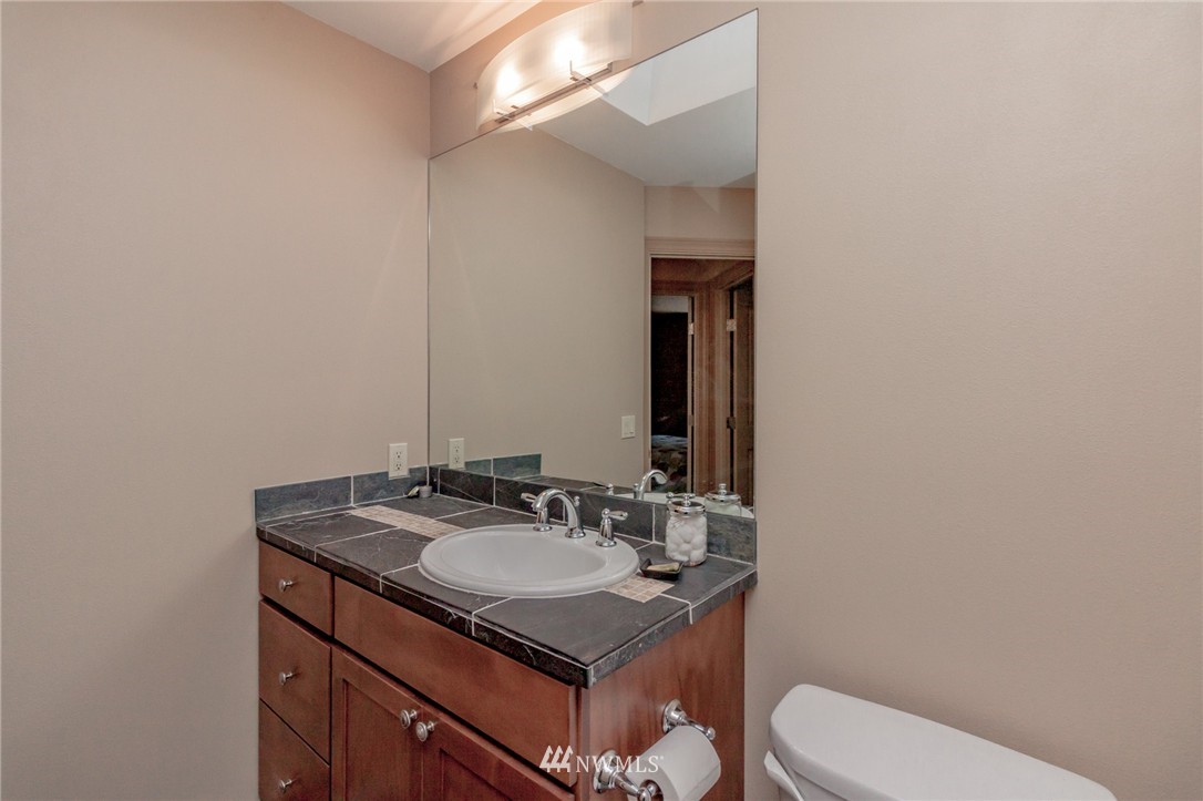 715 South 32nd Place Renton, WA 98055 - Photo 14 of 25