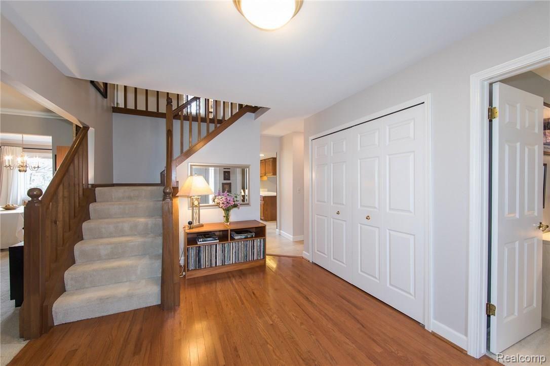 46670 Strathmore Road Plymouth, MI 48170 - Photo 3 of 41 46670Strathmoore-1.jpg