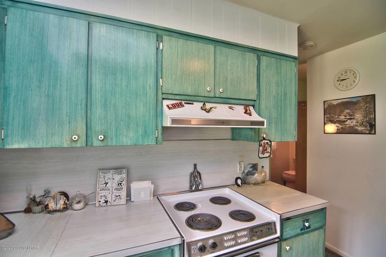 121 Summit Road Swiftwater, PA 18370 - Photo 16 of 84 Photo 16