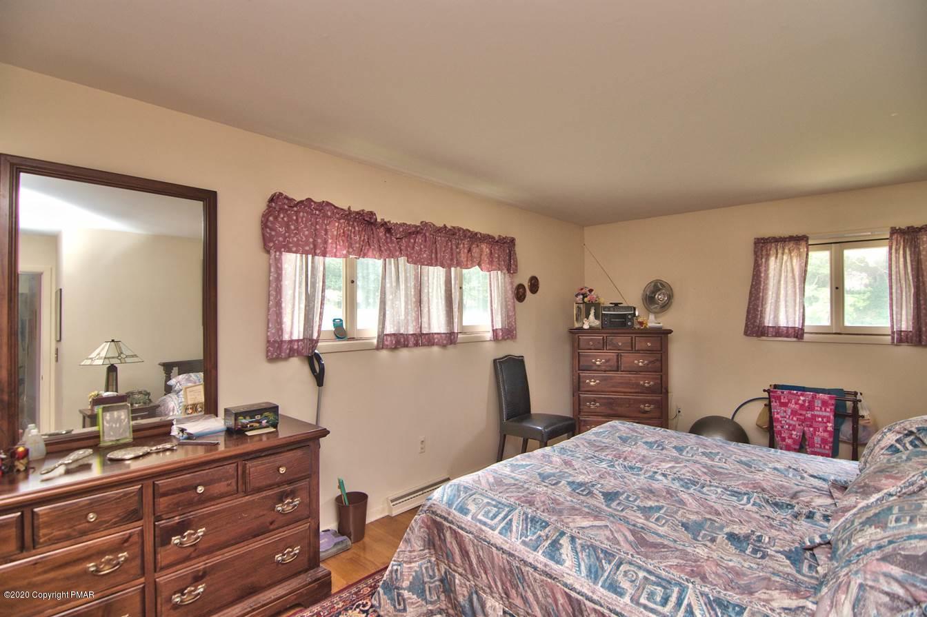 121 Summit Road Swiftwater, PA 18370 - Photo 25 of 84 Master Bedroom