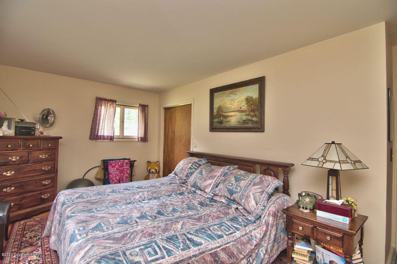 121 Summit Road Swiftwater, PA 18370 - Photo 26 of 84 Master Bedroom