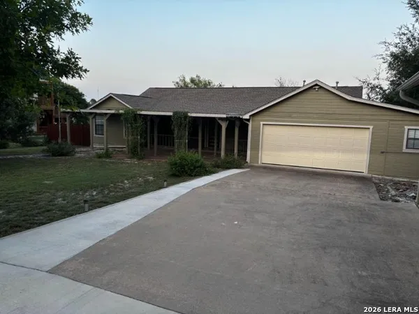 $549,000 | 625 2nd Street, Comfort, TX 78013