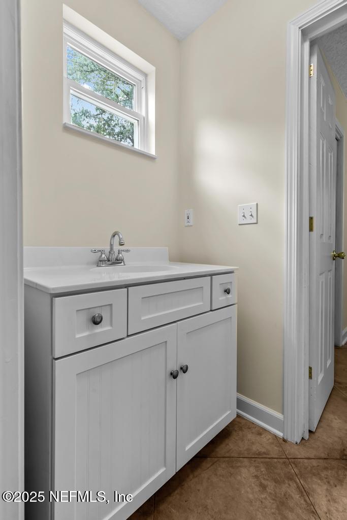 8223 Hardwood Landing Road St. Augustine, FL 32092 - Photo 23 of 36 Half Bath 2