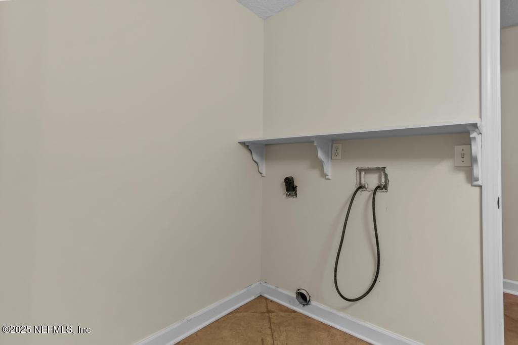8223 Hardwood Landing Road St. Augustine, FL 32092 - Photo 30 of 36 Wash Dryer Hook up