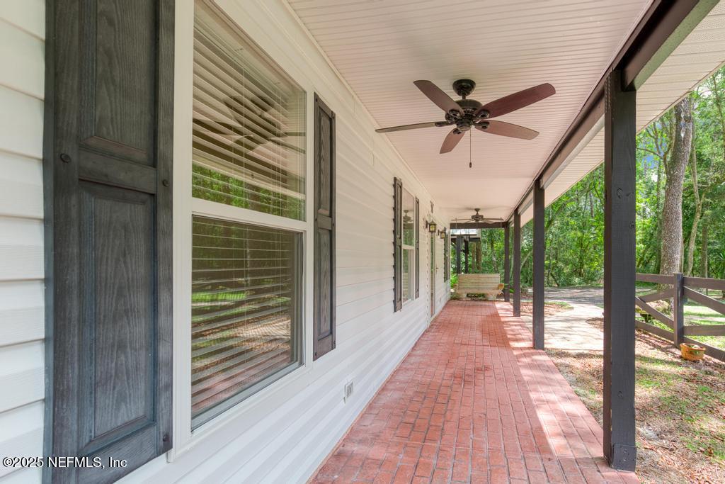 8223 Hardwood Landing Road St. Augustine, FL 32092 - Photo 4 of 36 Porch Rental