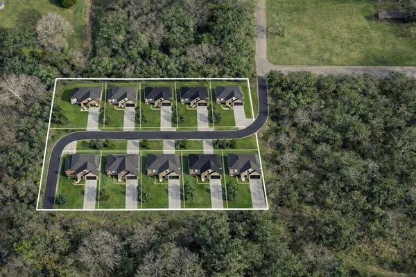 $40,000 | 10 Baker Street, Hempstead, TX 77445