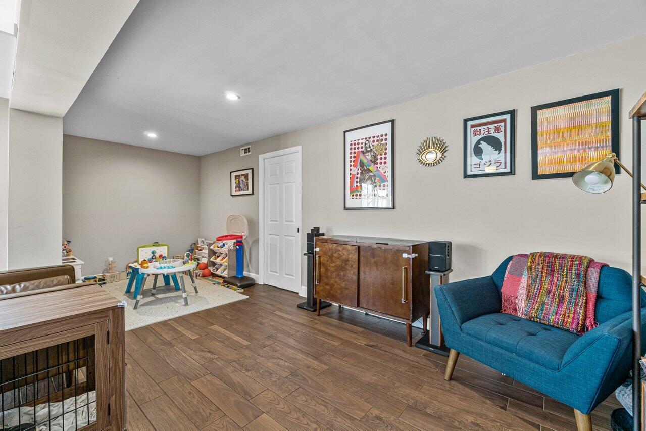 501 Southwest 8th Terrace Boca Raton, FL 33486 - Photo 13 of 31 015-501Southwest8thTerrace-BocaRaton-FL-