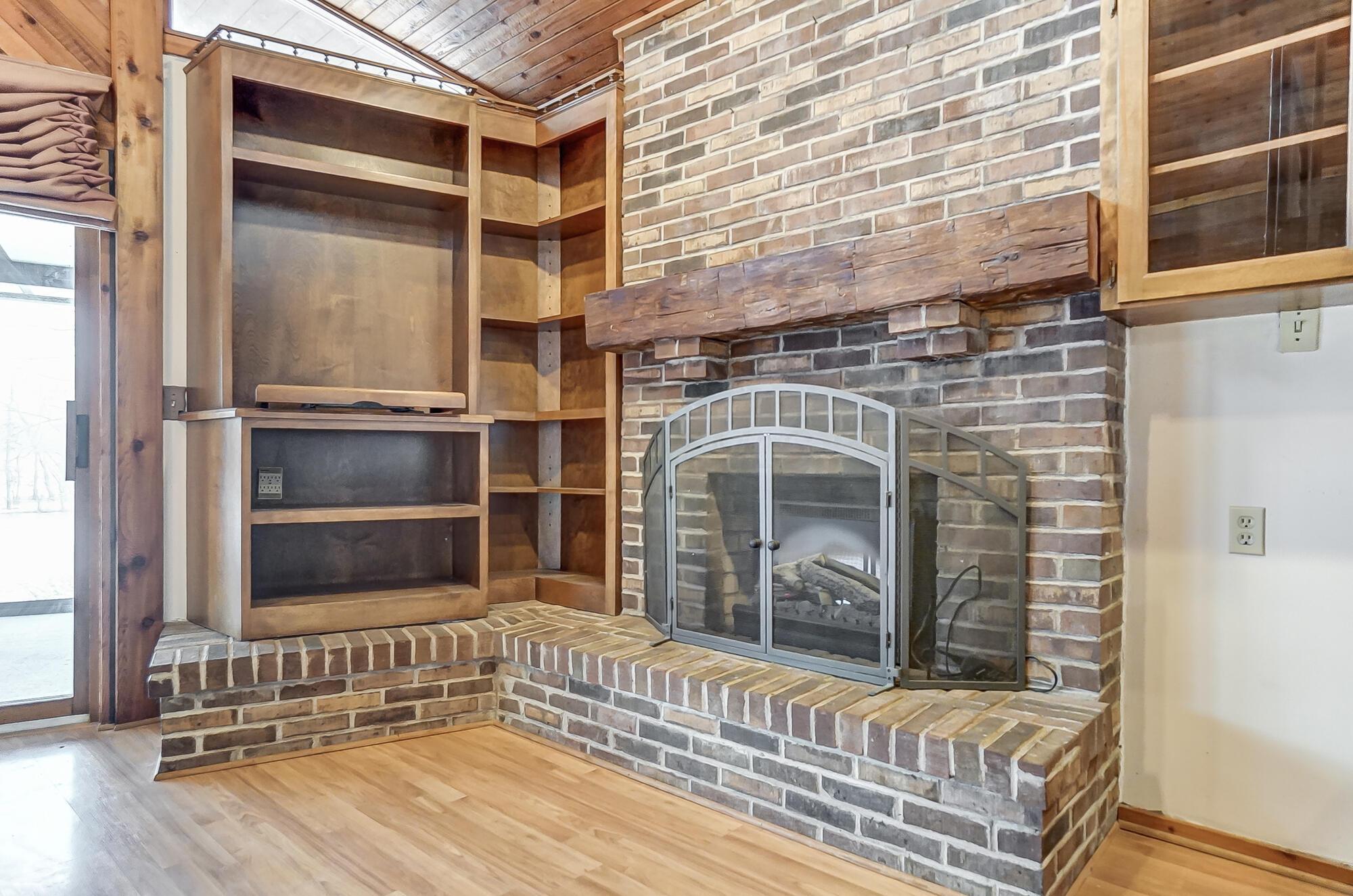 20700 Raymond Road Marysville, OH 43040 - Photo 12 of 50 it is decorative-