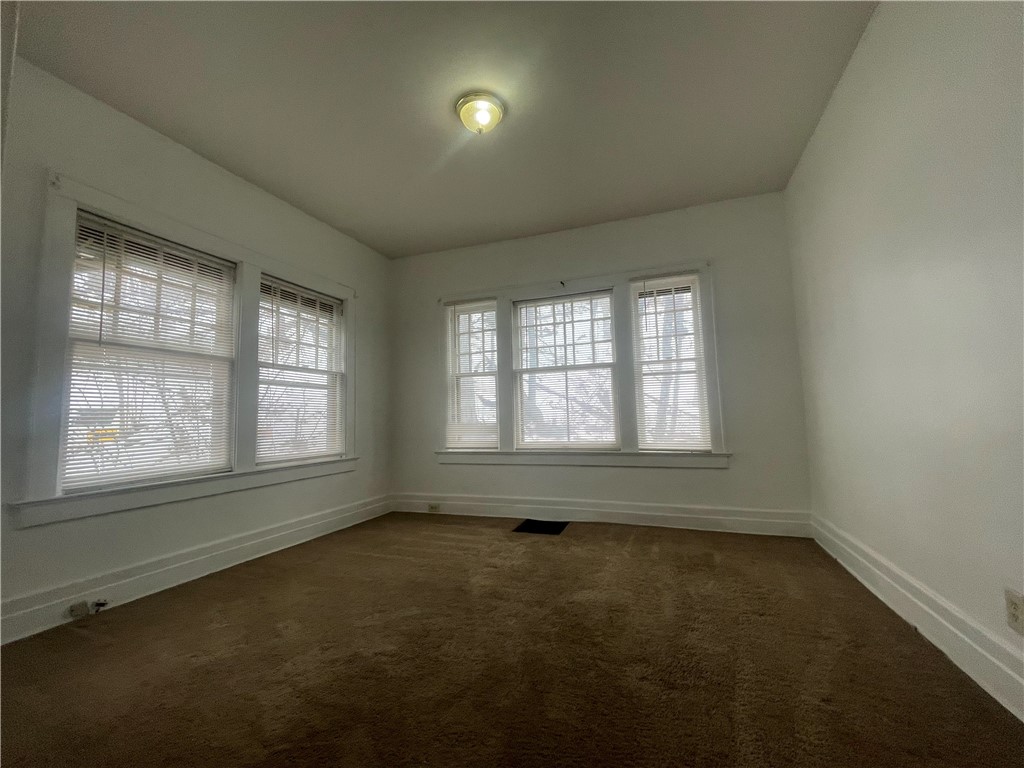 105 Pinnacle Road Rochester, NY 14620 - Photo 5 of 19