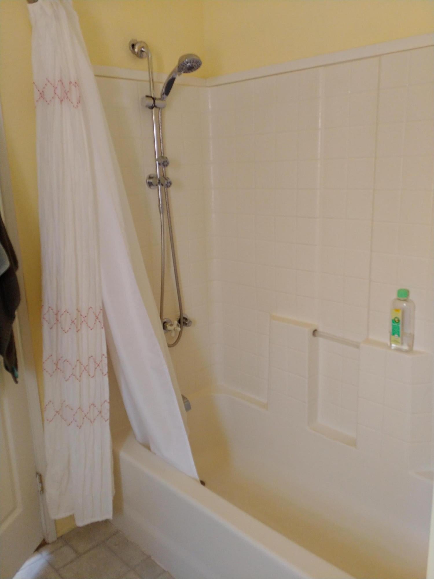 19135 Rustic Canyon Road Bend, OR 97702 - Photo 12 of 30 master bath