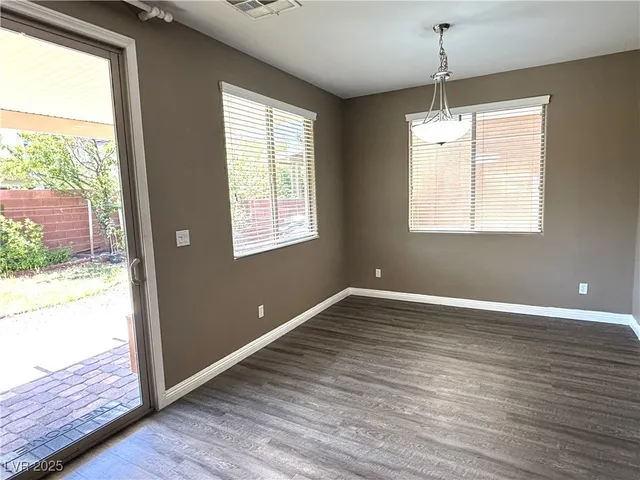 $2,390 | 10403 Hickory Bark Road, Las Vegas, NV 89135