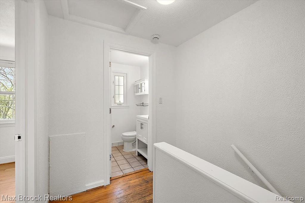 1652 Graefield Road Birmingham, MI 48009 - Photo 17 of 35