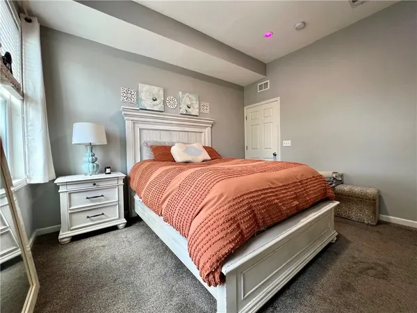 $3,300 | 3813 Foster Street, Pittsburgh, PA 15201