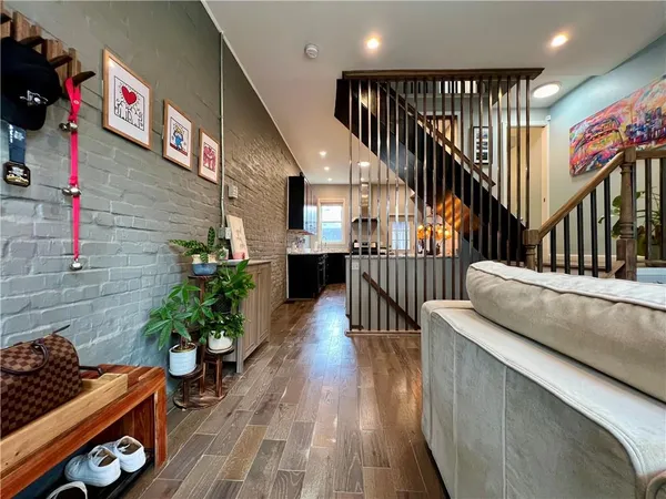$3,300 | 3813 Foster Street, Pittsburgh, PA 15201