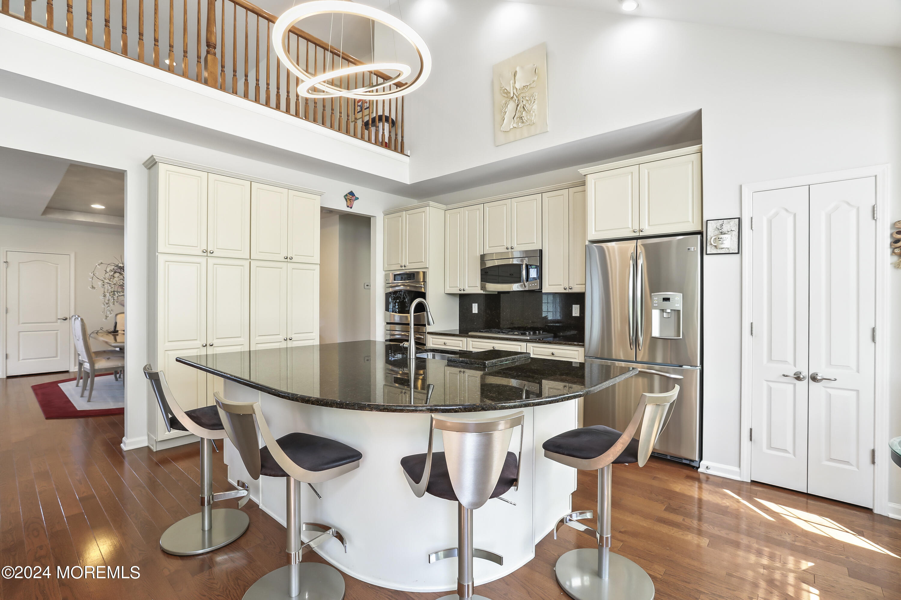 8 Shoemaker Road Manalapan, NJ 07726 - Photo 8 of 31 Kitchen
