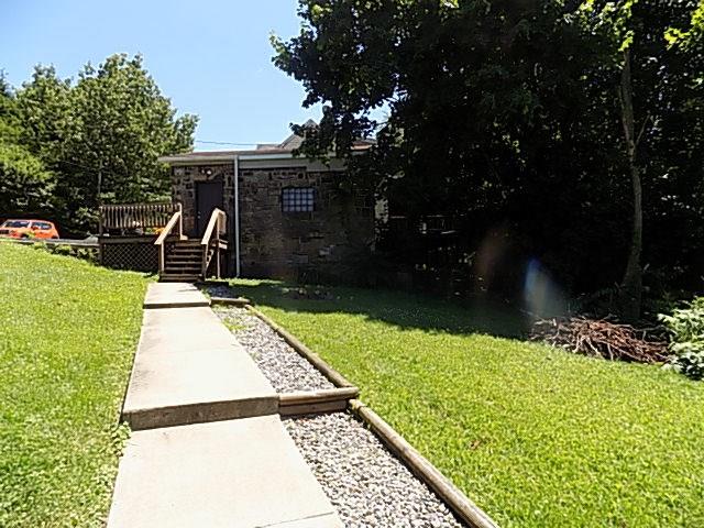 515 North 2nd Street Apollo, PA 15613 - Photo 17 of 20