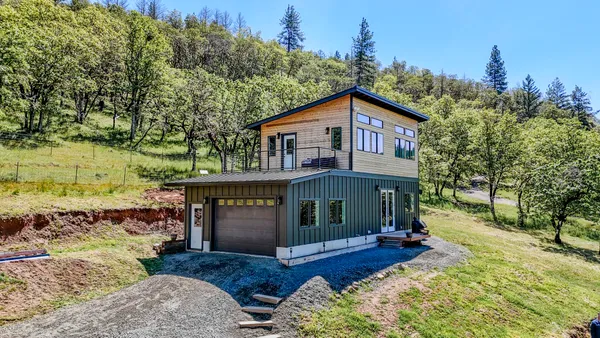 $429,900 | 1545 Highway 238, Jacksonville, OR 97530