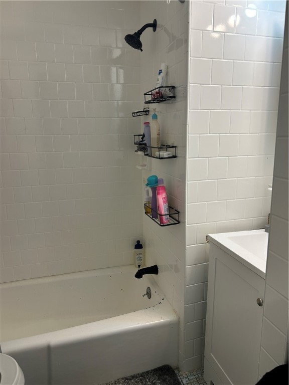 65 West Cole Street Pawtucket, RI 02860 - Photo 3 of 6