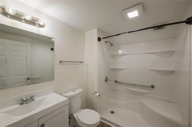 $2,150 | 5081 Hubert Drive, Powder Springs, GA 30127