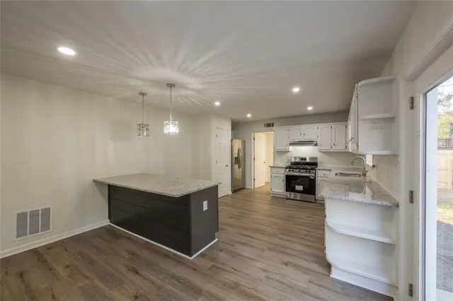 $2,150 | 5081 Hubert Drive, Powder Springs, GA 30127