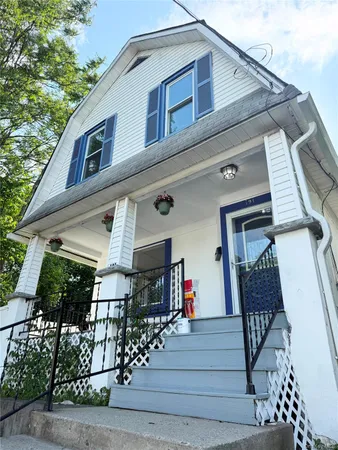 $359,900 | 101 North Beacon Street, Middletown, NY 10940