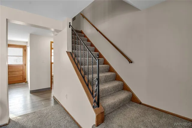 $1,900 | 201 Marrano Parkway, Unit LEFT, Cheektowaga, NY 14227