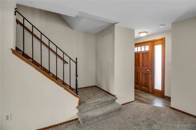 $1,900 | 201 Marrano Parkway, Unit LEFT, Cheektowaga, NY 14227