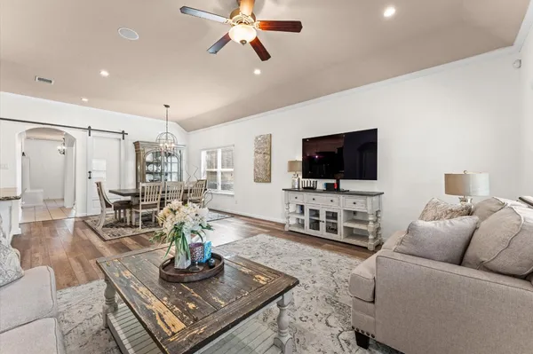 $315,000 | 5194 Kendall Cove Court, Alvin, TX 77511