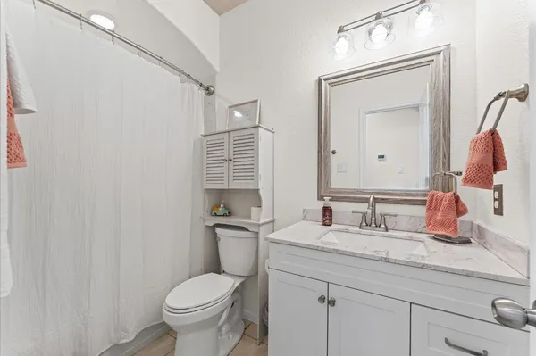 $315,000 | 5194 Kendall Cove Court, Alvin, TX 77511