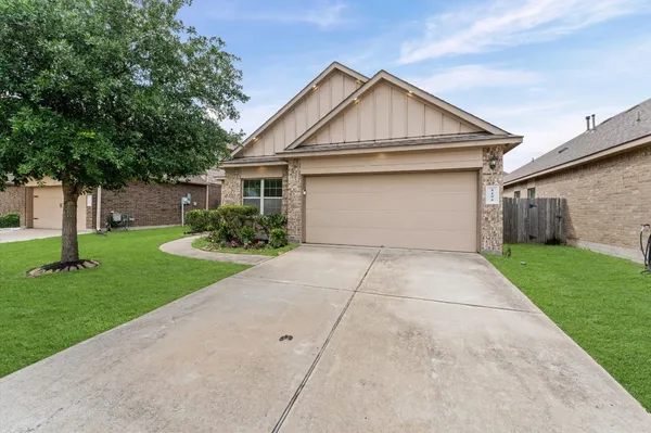 $315,000 | 5194 Kendall Cove Court, Alvin, TX 77511