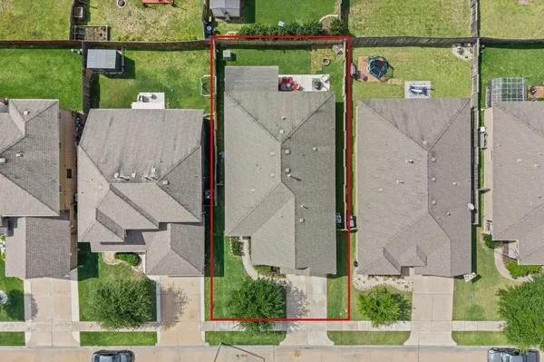 $315,000 | 5194 Kendall Cove Court, Alvin, TX 77511
