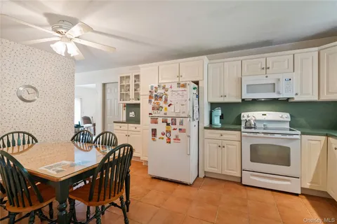 $839,000 | 20 Frazer Drive, Greenlawn, NY 11740