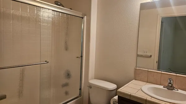 $2,800 | 580 West Sunset Street, Kingsburg, CA 93631