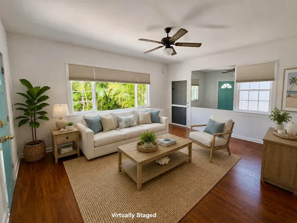 $4,750 | 150 Australian Avenue, Unit COTTAGE, Palm Beach, FL 33480