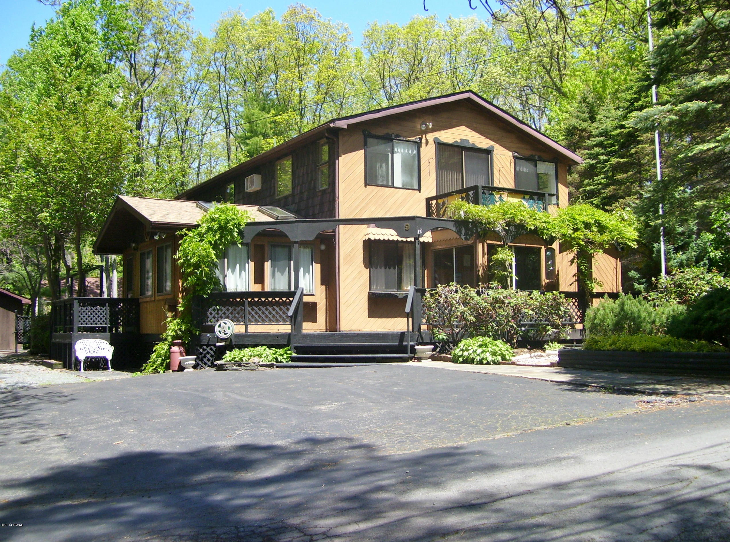 9 6th Street Hawley, PA 18428 - Photo 2 of 56