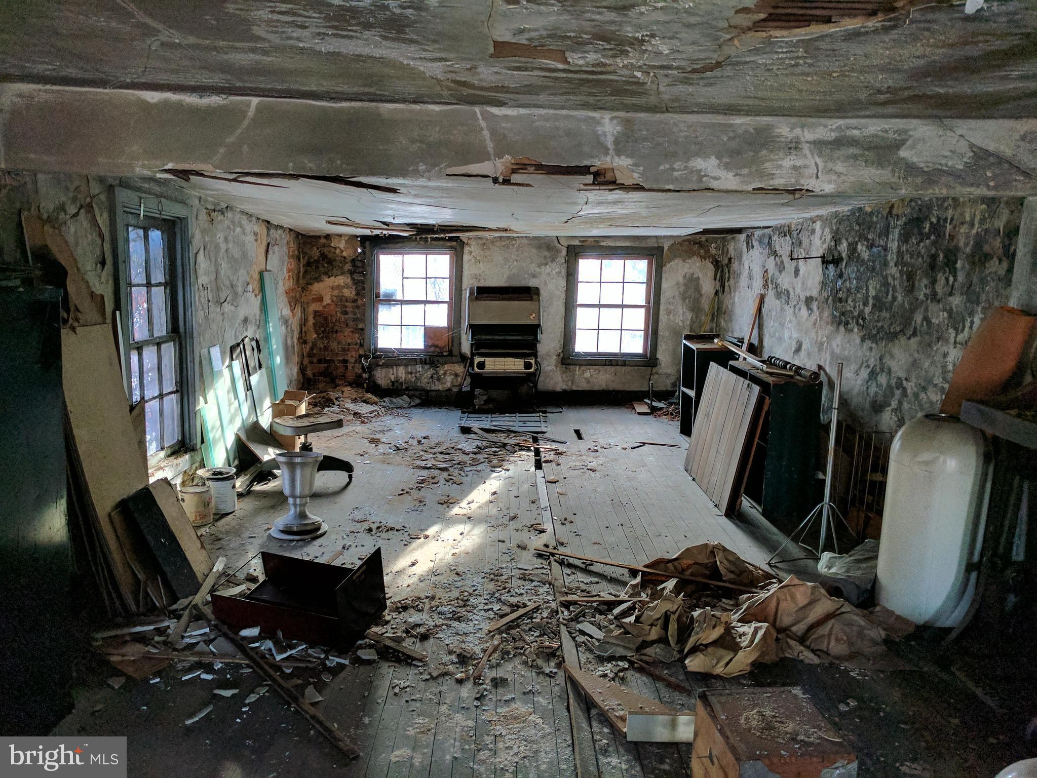 211 West Read Street Baltimore, MD 21201 - Photo 7 of 10 3rd Flr Rear