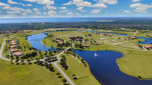 $824,990 | 5211 Lake Venice Drive, Wimauma, FL 33598
