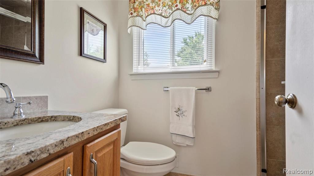 815 Dickson Lane Rochester Hills, MI 48307 - Photo 20 of 32