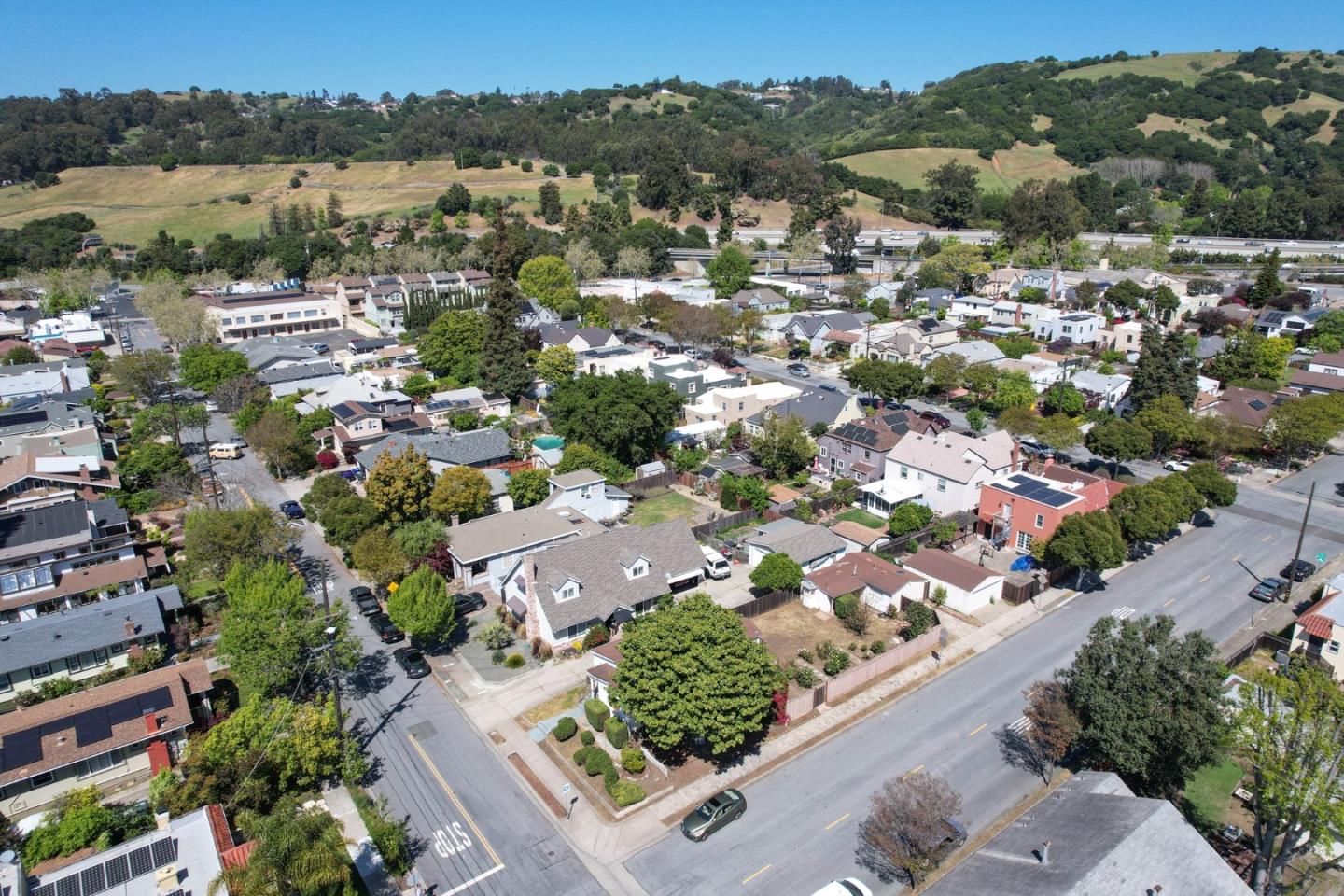 494 Lewis Avenue San Leandro, CA 94577 - Photo 5 of 19 an aerial view of residential houses with outdoor space