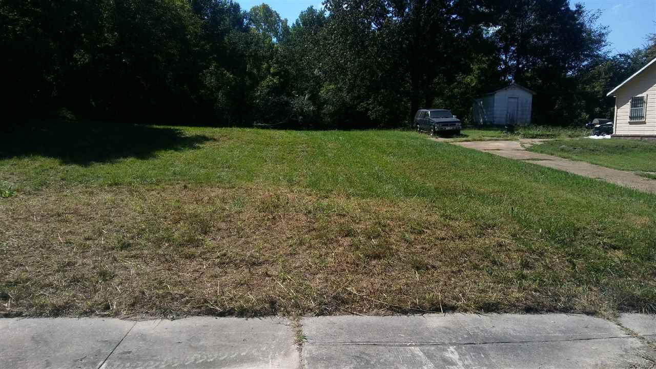 759 Flynn Road Memphis, TN 38109 - Photo 1 of 3