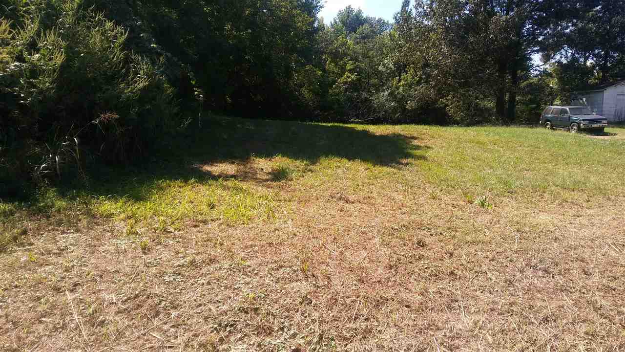 759 Flynn Road Memphis, TN 38109 - Photo 2 of 3