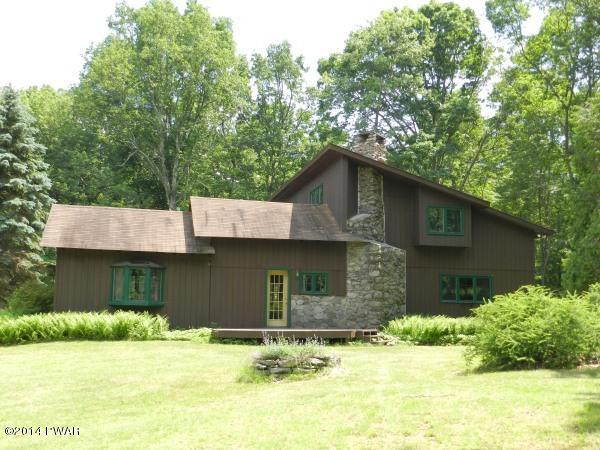 2105 Steele Road Bushkill, PA 18324 - Photo 2 of 59 Gallery Image 2