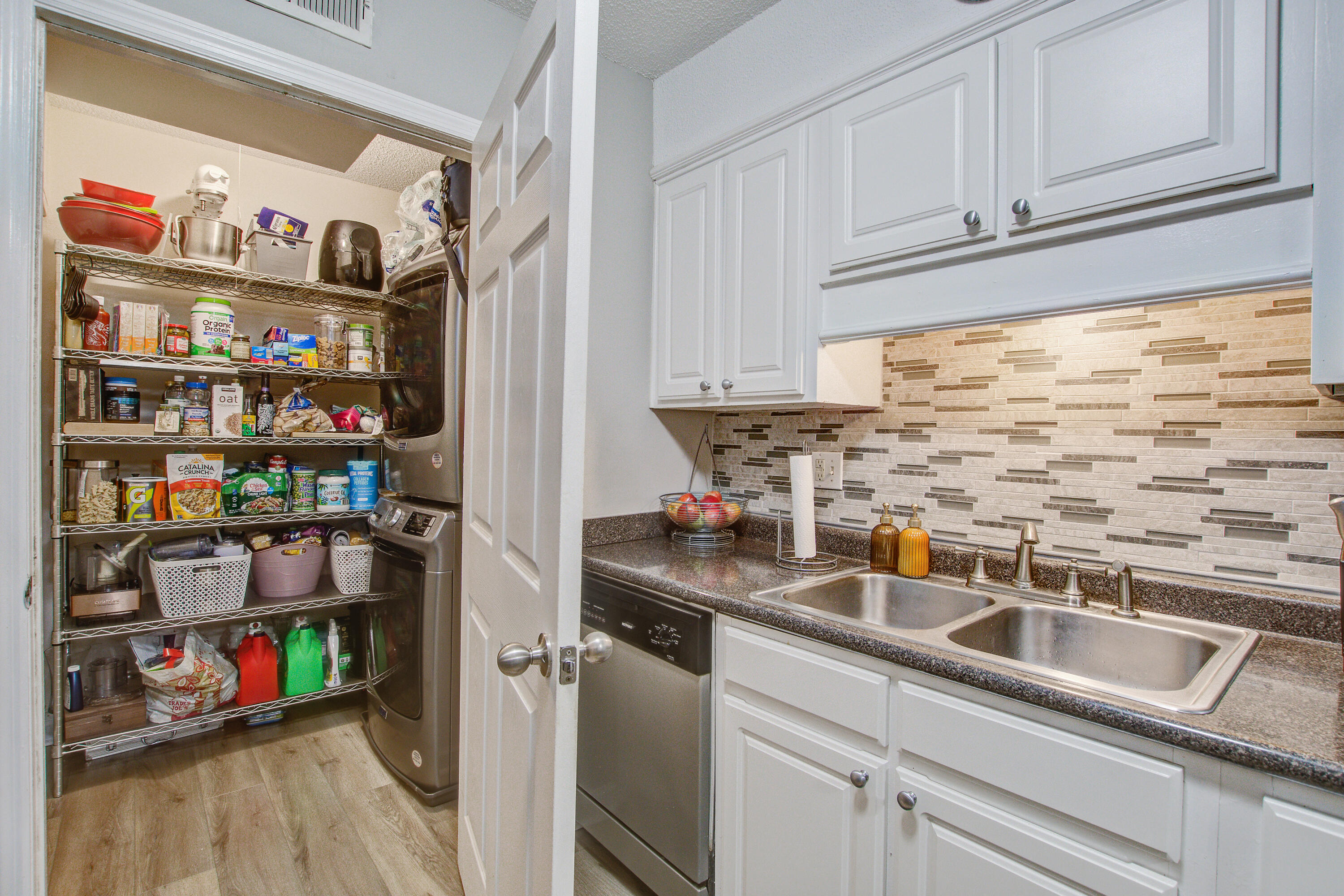 1402 Camp Road, Unit 16F Charleston, SC 29412 - Photo 25 of 31 1402 (24)