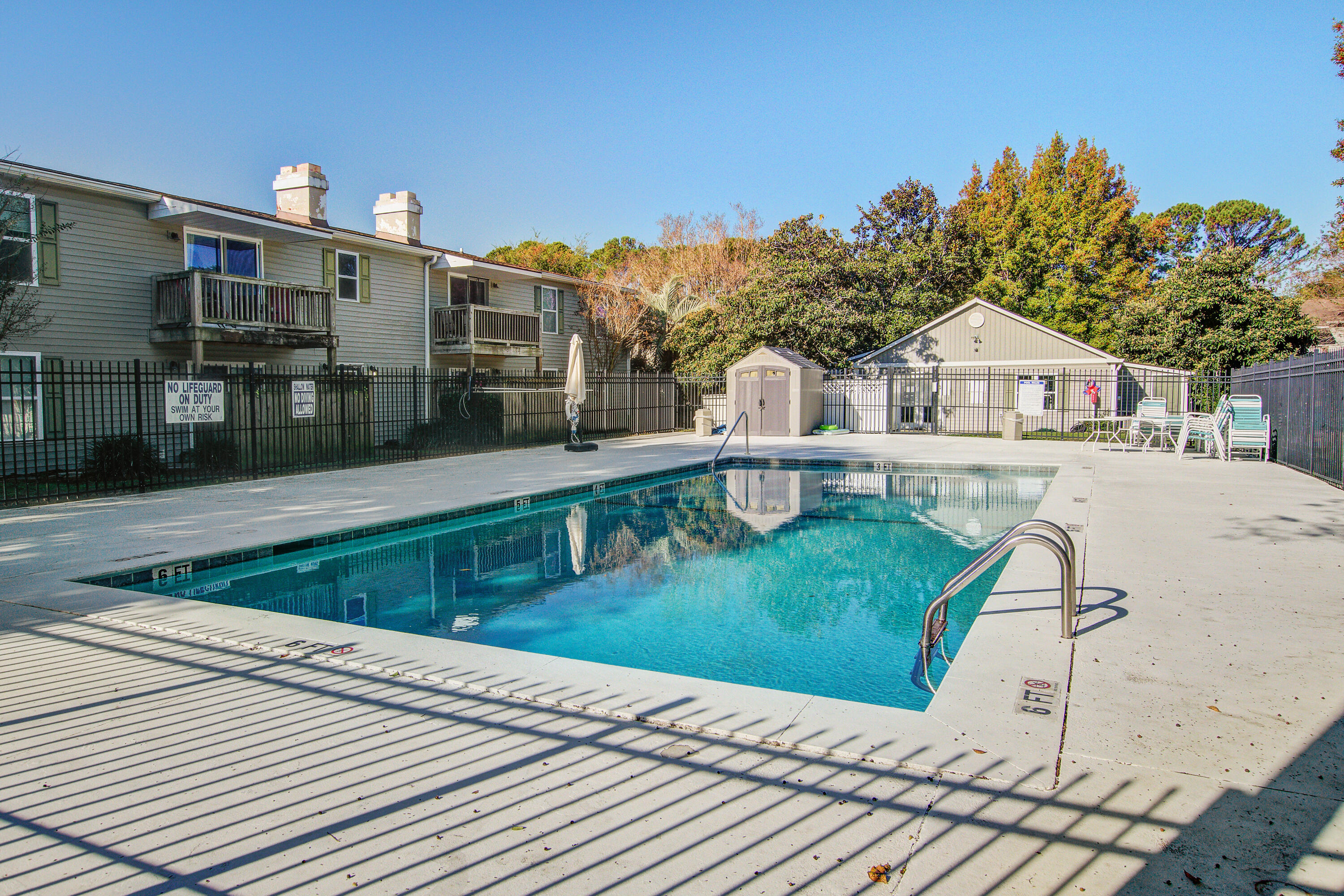 1402 Camp Road, Unit 16F Charleston, SC 29412 - Photo 29 of 31 1402 (28)