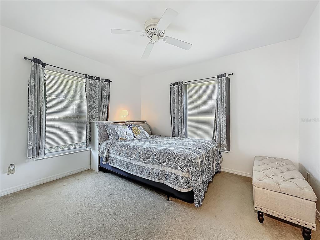 1241 McMullen Booth Road Clearwater, FL 33759 - Photo 13 of 37