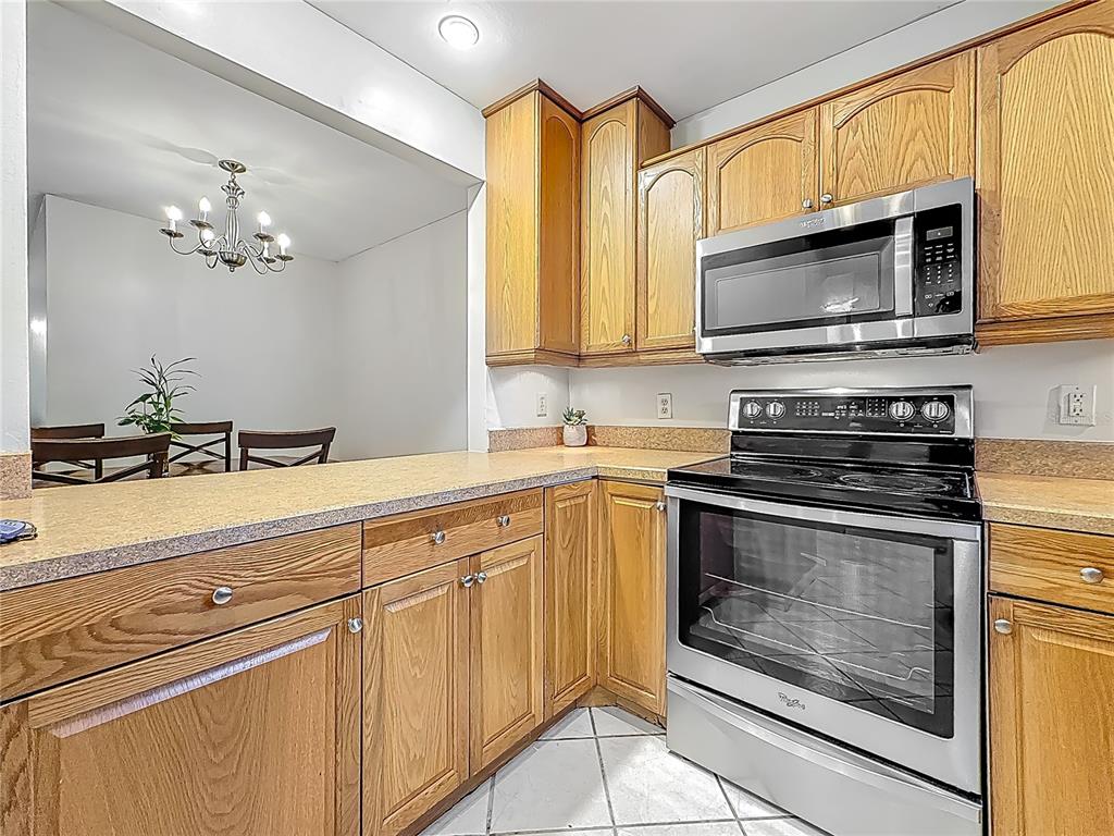 1241 McMullen Booth Road Clearwater, FL 33759 - Photo 6 of 37