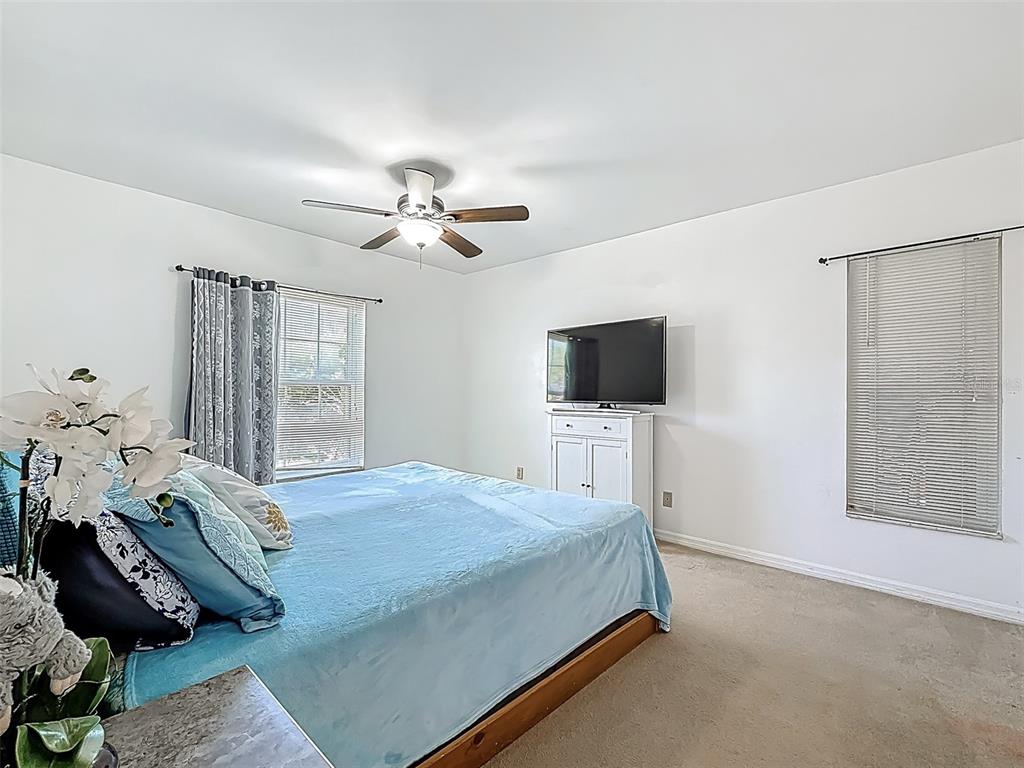 1241 McMullen Booth Road Clearwater, FL 33759 - Photo 9 of 37