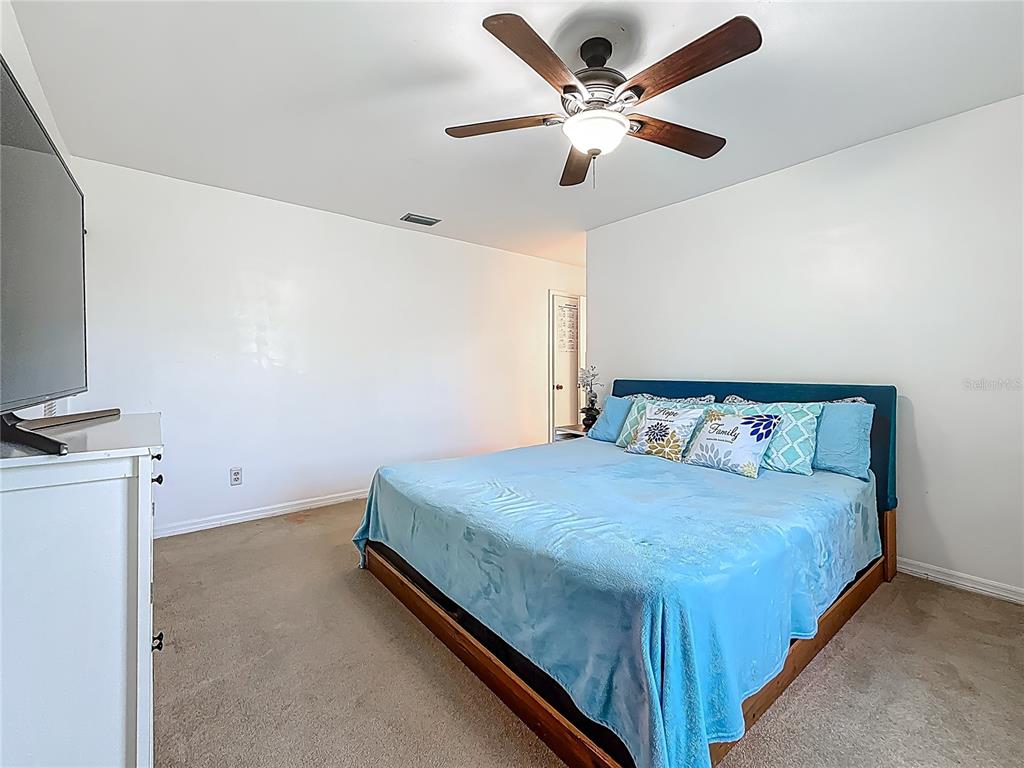 1241 McMullen Booth Road Clearwater, FL 33759 - Photo 10 of 37