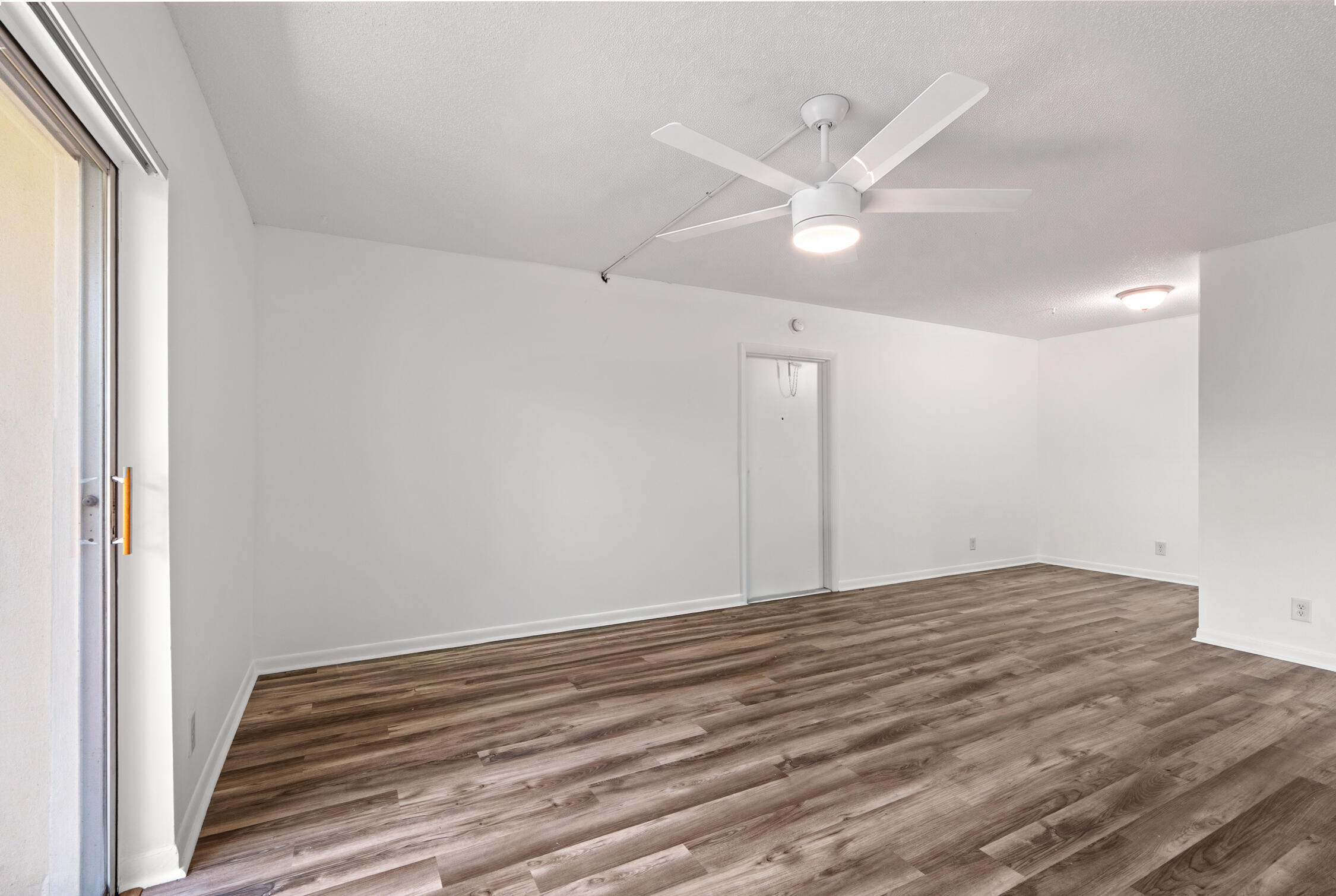 630 Northwest 13th Street, Unit 150 Boca Raton, FL 33486 - Photo 3 of 18 DSC06178-Edit