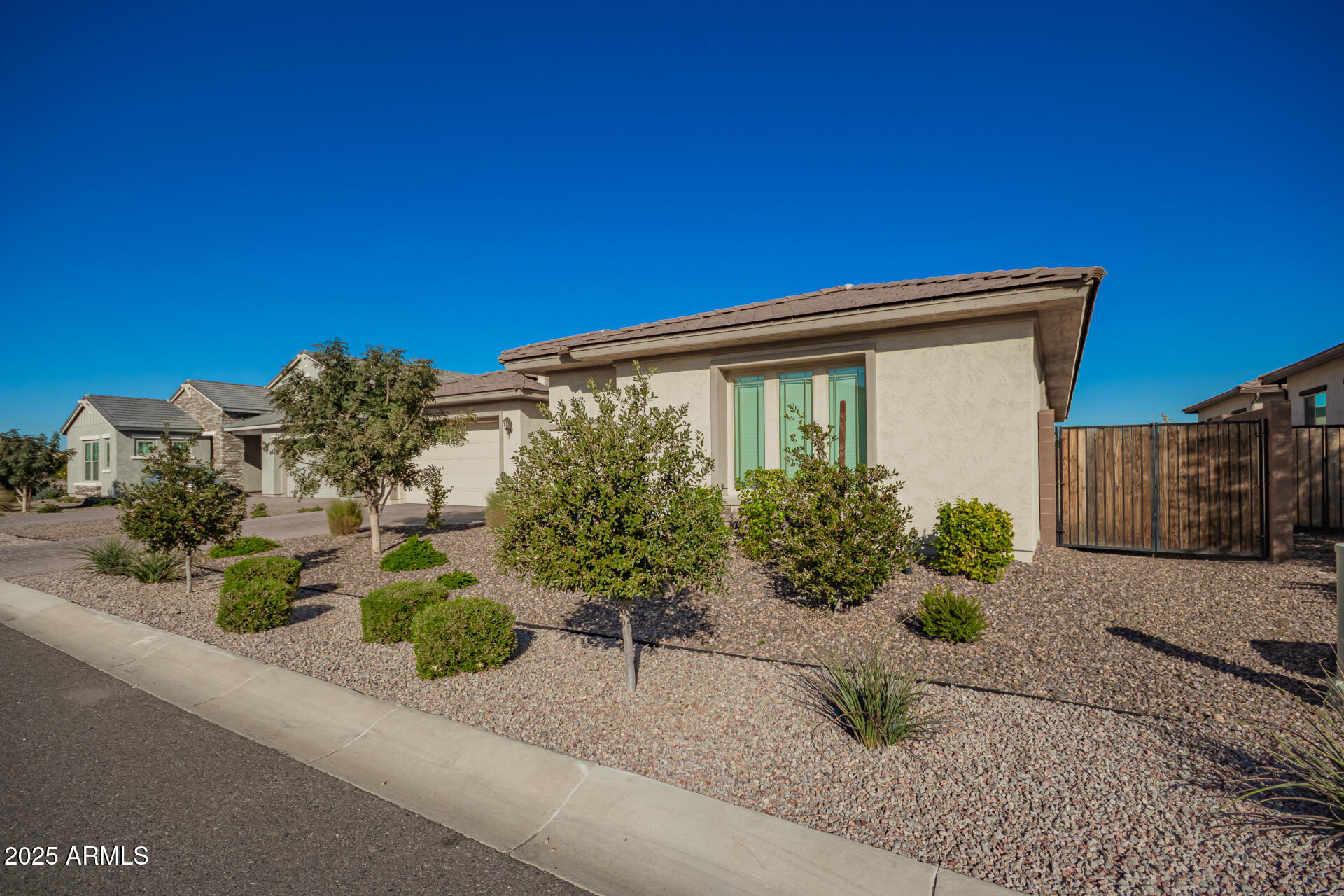 3420 East Harwell Road Phoenix, AZ 85042 - Photo 3 of 45